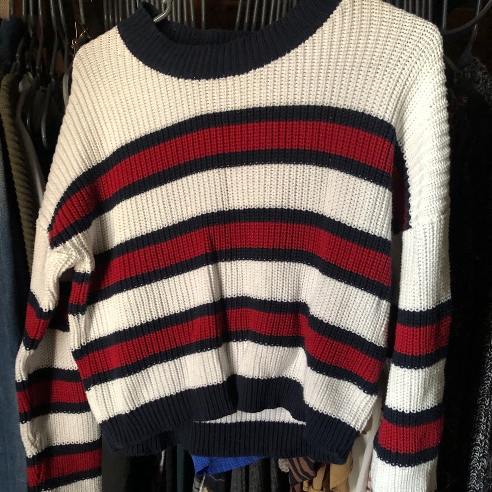 Long sleeve striped sweatshirt